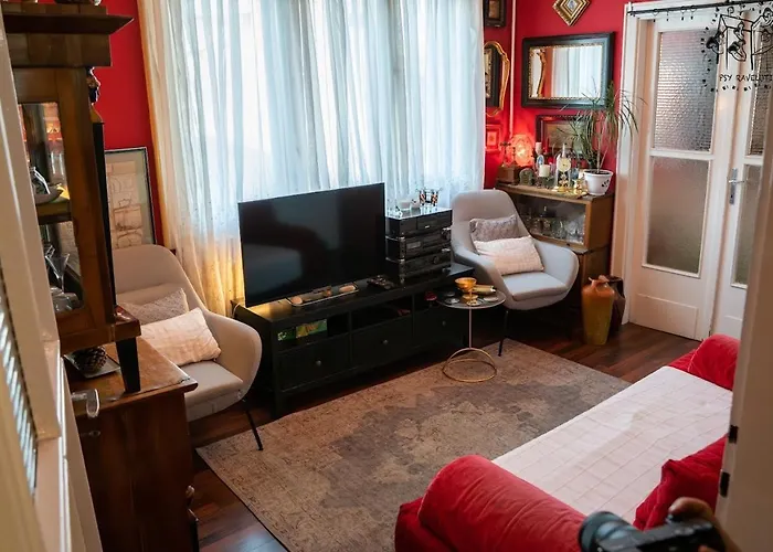 Lonyay Street Apartment